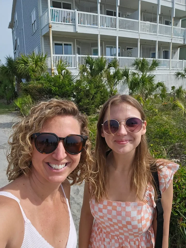 Displaying Allie and Mom - Melissa Andres.jpg